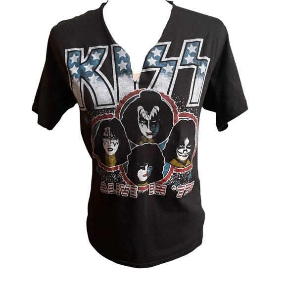 KISS Alive In 77  graphic short sleeve T Shirt - Picture 1 of 8